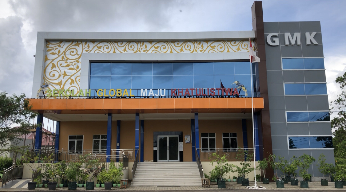 Gedung Sekolah Global Maju Khatulistiwa